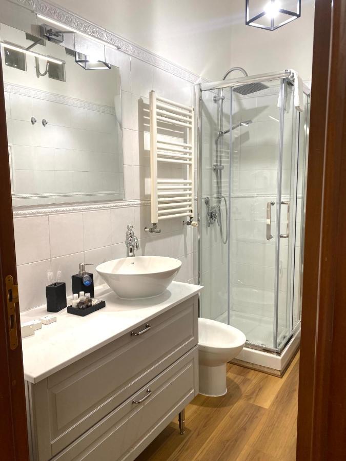 Miluar - Centro Storico - Lungo La Via Della Musica Bed & Breakfast Наполи Екстериор снимка