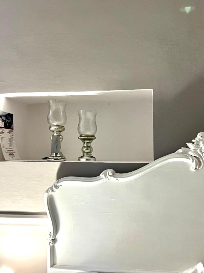 Miluar - Centro Storico - Lungo La Via Della Musica Bed & Breakfast Наполи Екстериор снимка